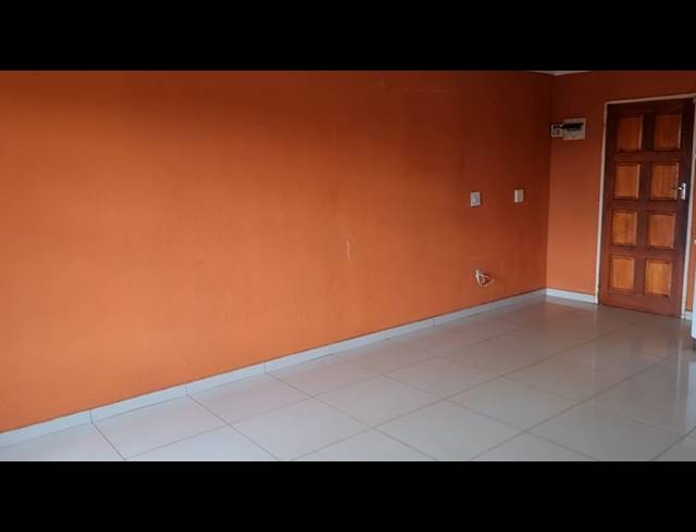 2 BEDROOM HOUSE FOR SALE IN EVATON WEST